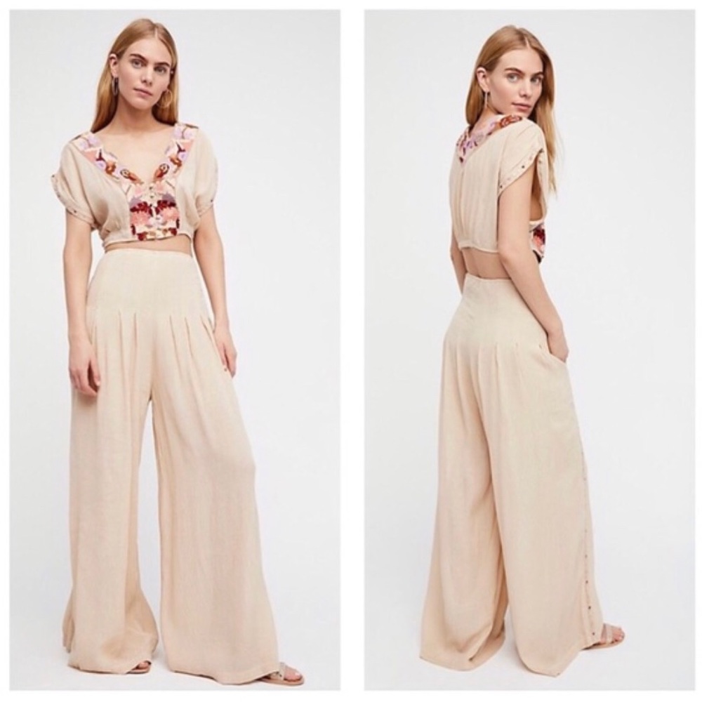 NWT Free People Santoshi Embroidered Set